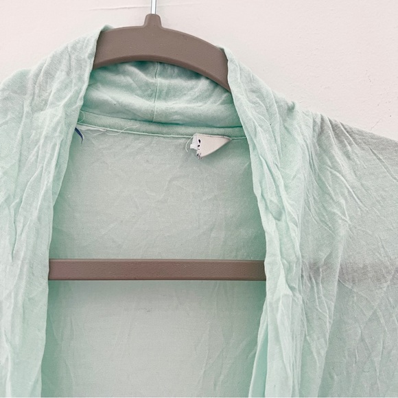 Aqua sheer Surplice top xS - Picture 5 of 5